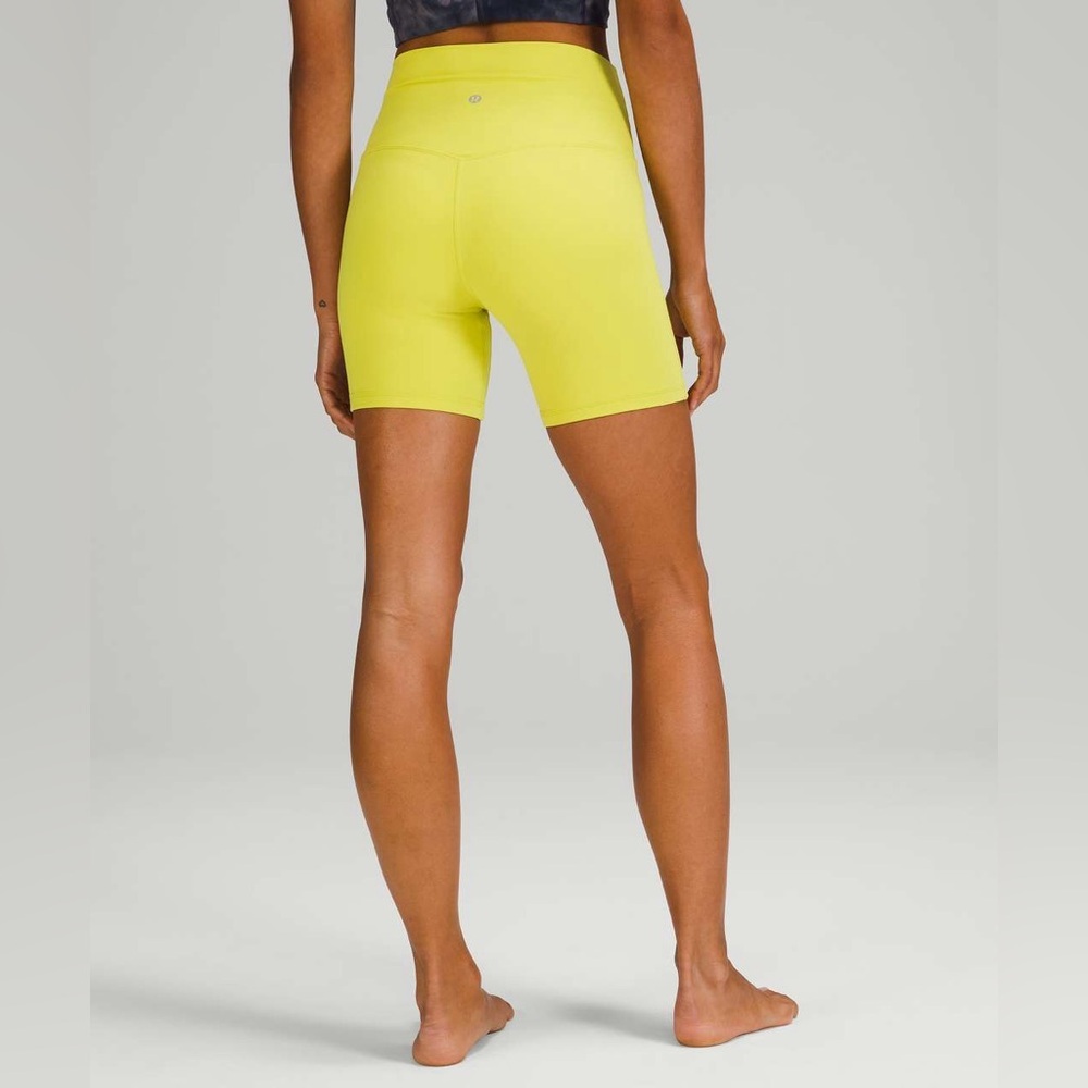 Lululemon Align High Rise Short 6” Yellow Serpentine Size 4 - Picture 2 of 8